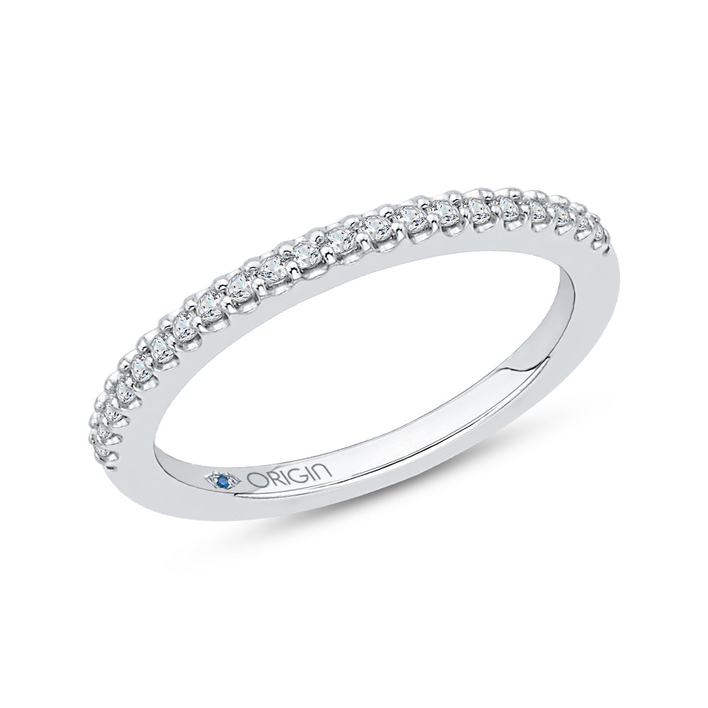 Round Diamond Wedding Band In 14K White Gold