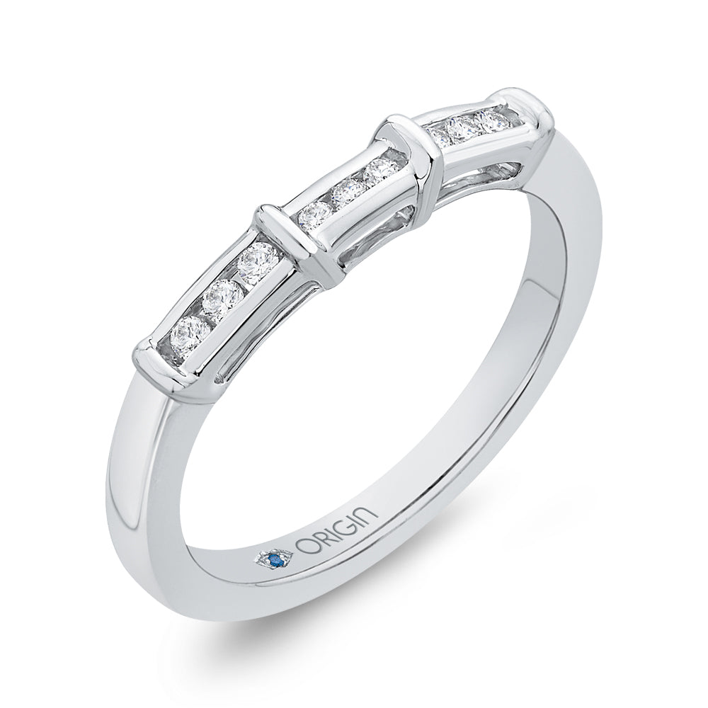 Round Diamond Wedding Band In 14K White Gold