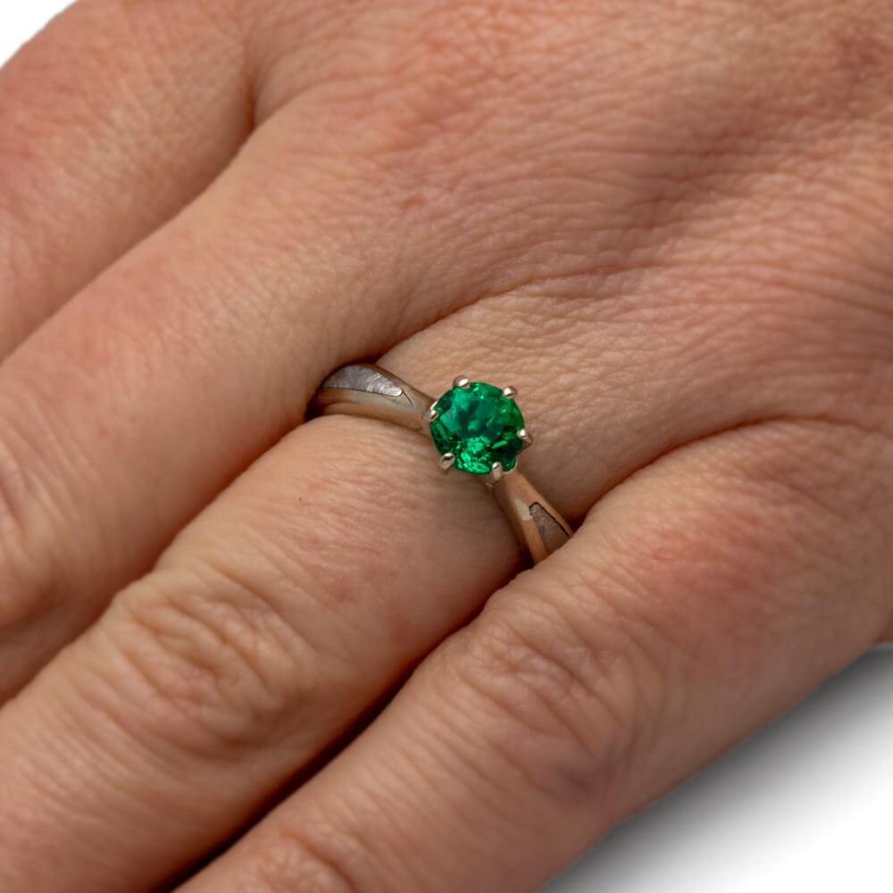 Vintage Emerald And Diamond Ring | 18k White and Yellow Gold - Jewelry|  Hits Jewelry